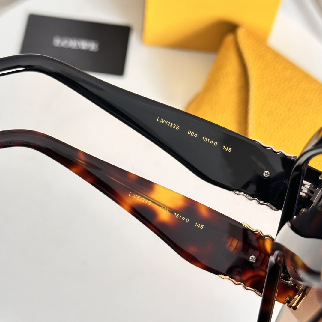 ‼️LOEWE🌟🌟🌟MODEL：LW5133S🌟🌟🌟SIZE：151口0-145🌟🌟🌟