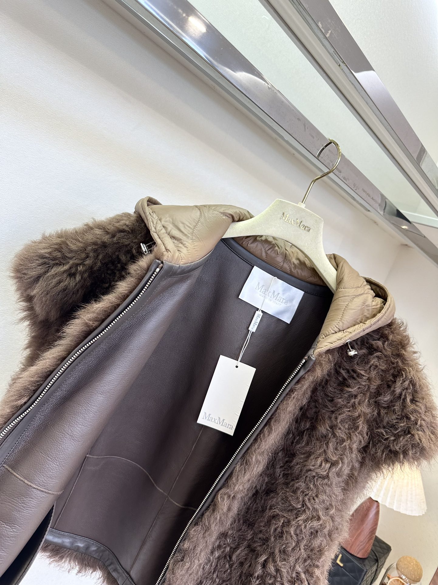 Hooded Toscana Shearling Coat - Korean Style Winter Fashion 10 i1760350841 1413 8
