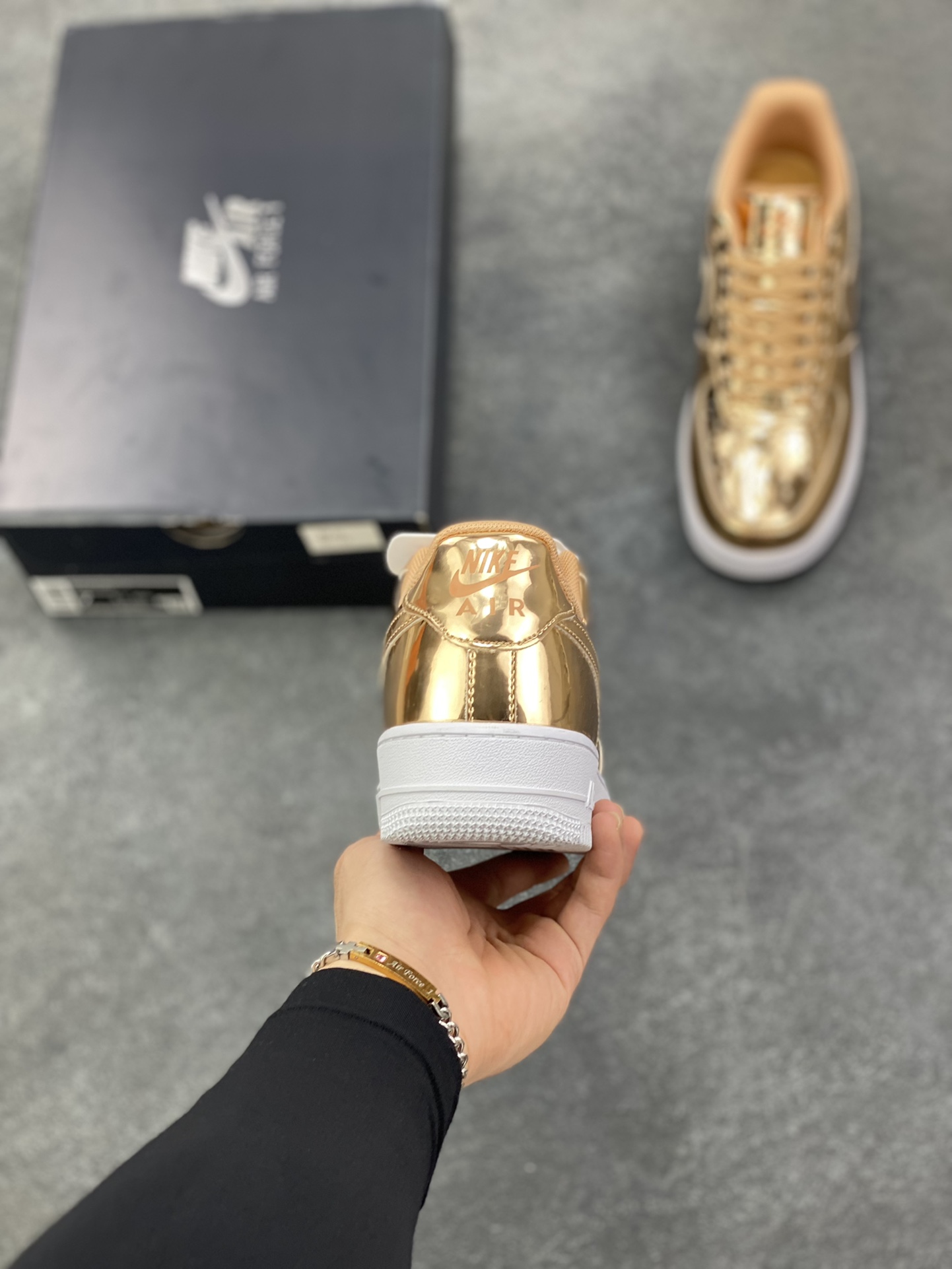 图片[4]-Air Force 1 Low 液态玫瑰金 原楦头原纸板 打造纯正空军版型 #专注外贸渠道 全掌内置蜂窝气垫 #原盒配件 原厂中底钢印、拉帮完美 货号：CQ6566-900 尺码：36 36.5 37.5 38 38.5 39 40 40.5 41 42 42.5 43 44 44.5 45-选品中心