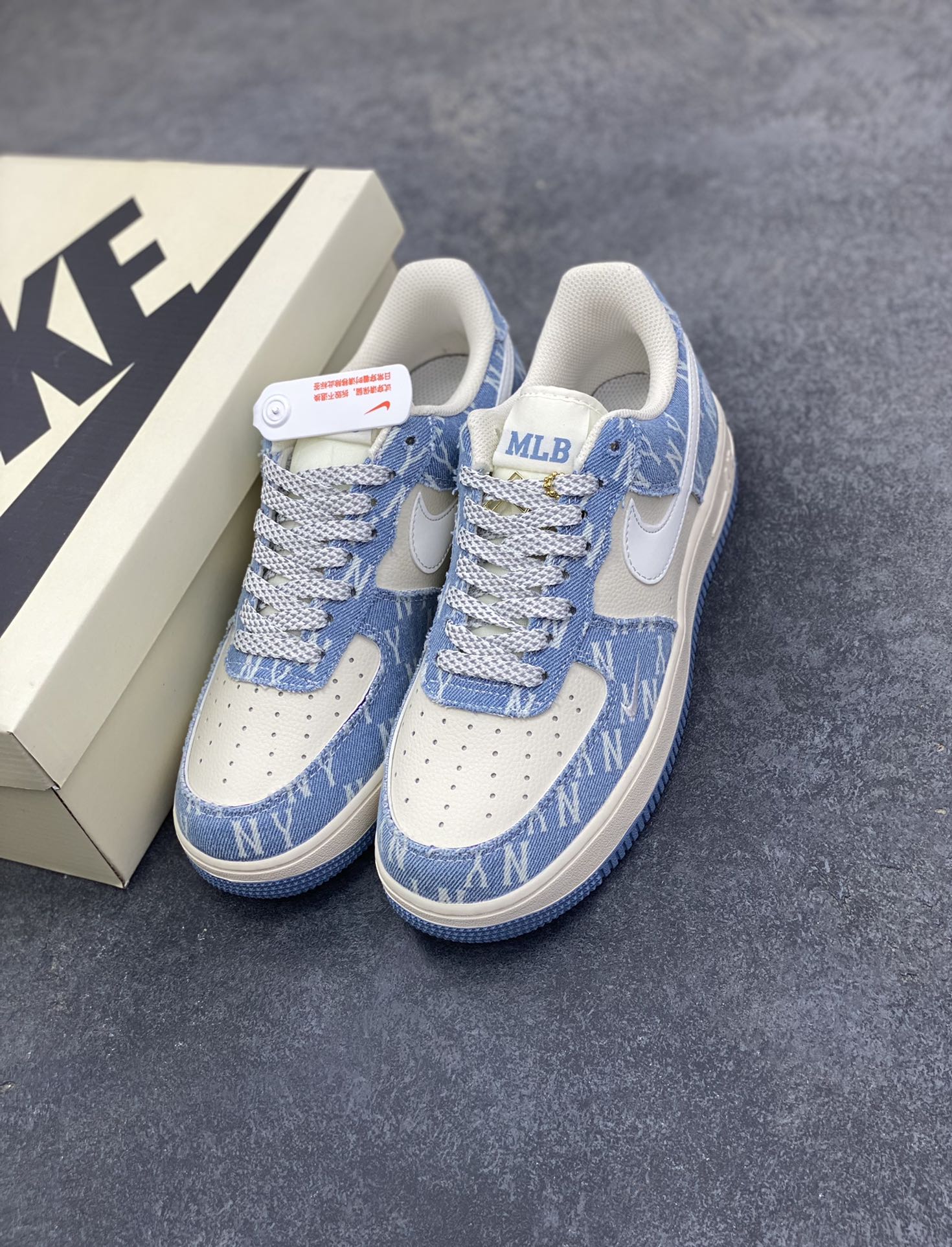 图片[8]-NIke Air Force 1 \’07 Low “浅蓝牛仔”空军一号 低帮 运动鞋 休闲鞋 折边针车 工艺难度大 原楦头原纸板 原装鞋盒 定制五金配件 内置全掌气垫 原厂鞋底 货号：XY2025-002 尺码：36 36.5 37.5 38 38.5 39 40 40.5 41 42 42.5 43 44 44.5 45-选品中心