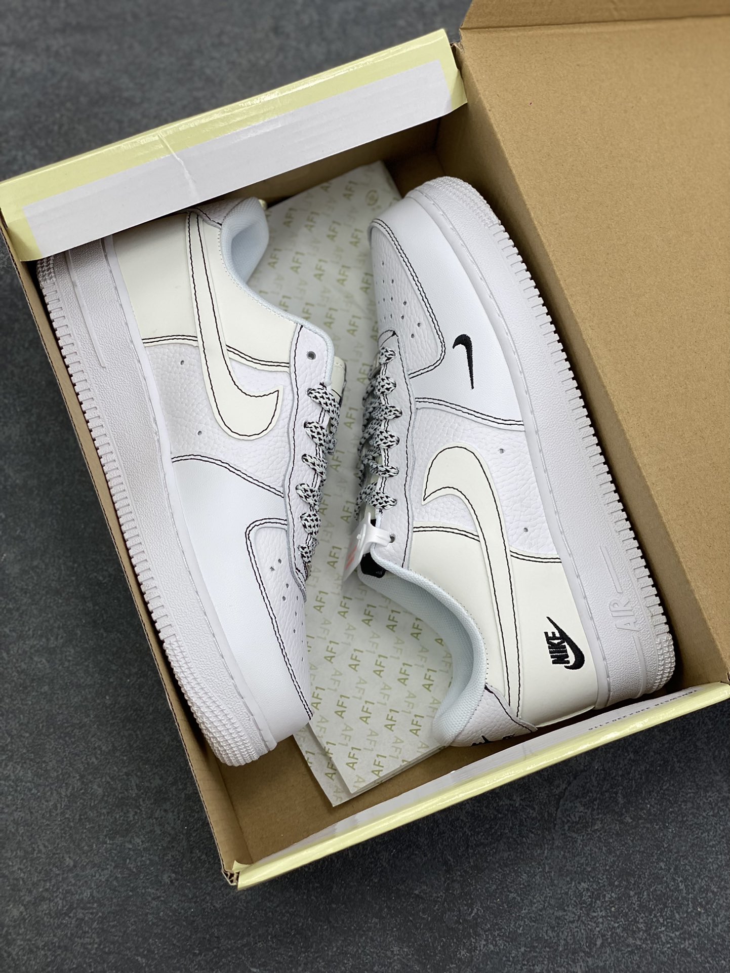 图片[9]-Nike Air Force 1 Low 空军一号低帮百搭休闲运动板鞋。柔软、弹性十足的缓震性能和出色的中底设计，横跨复古与现代的外型结合，造就出风靡全球三十多年的Force 1，直到今天还深受青睐。 货号：CS5288-101 尺码：36 36.5 37.5 38 38.5 39 40 40.5 41 42 42.5 43 44 44.5 45-选品中心