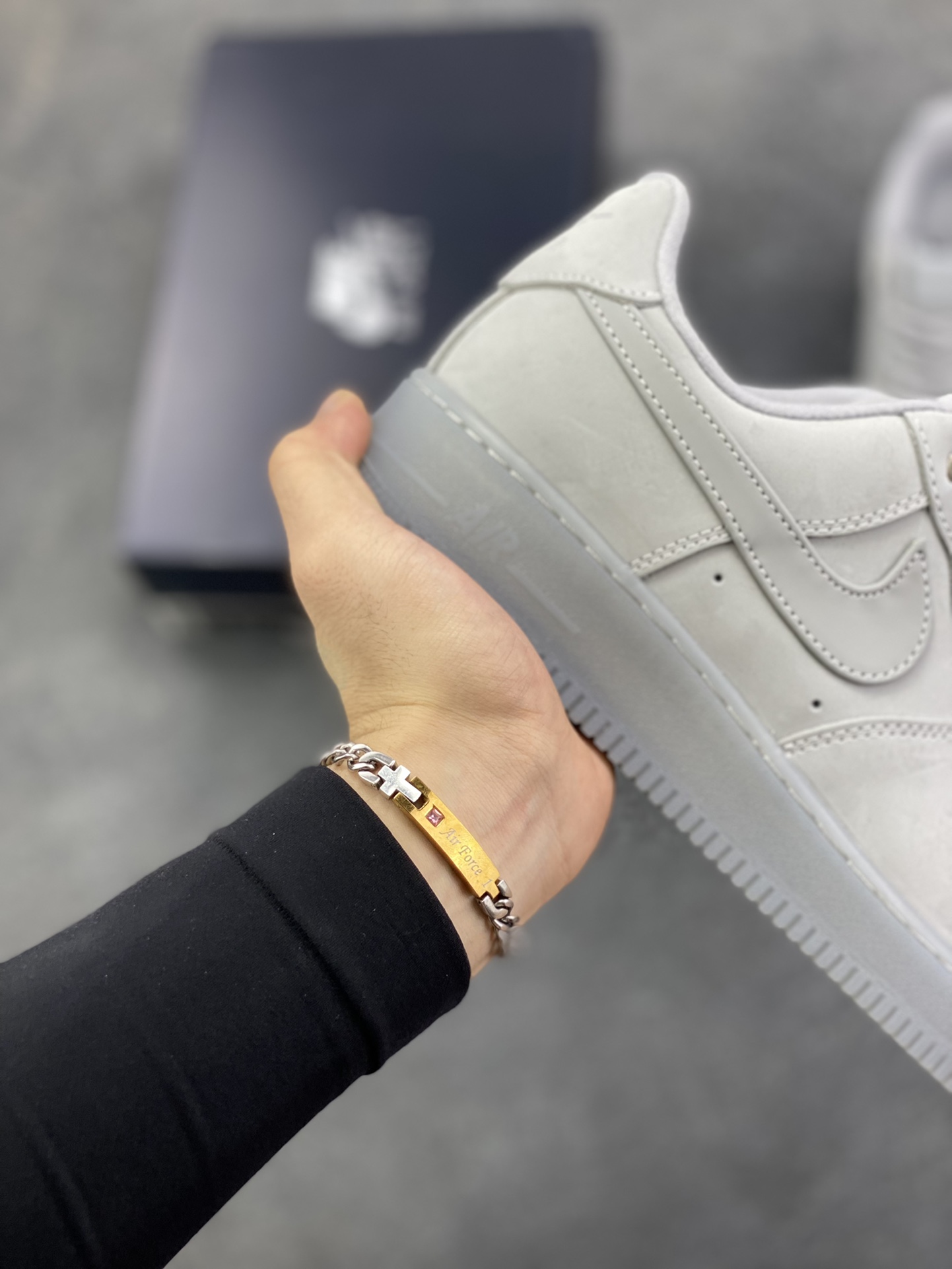 图片[6]-Nike Air Force 1 Low 灰水晶底 空军一号低帮运动休闲板鞋 原楦头原纸板 打造纯正空军版型 专注外贸渠道 全掌内置蜂窝气垫 原盒配件 原厂中底钢印、拉帮完美 货号：CJ9179-002 尺码：36 36.5 37.5 38 38.5 39 40 40.5 41 42 42.5 43 44 44.5 45-选品中心
