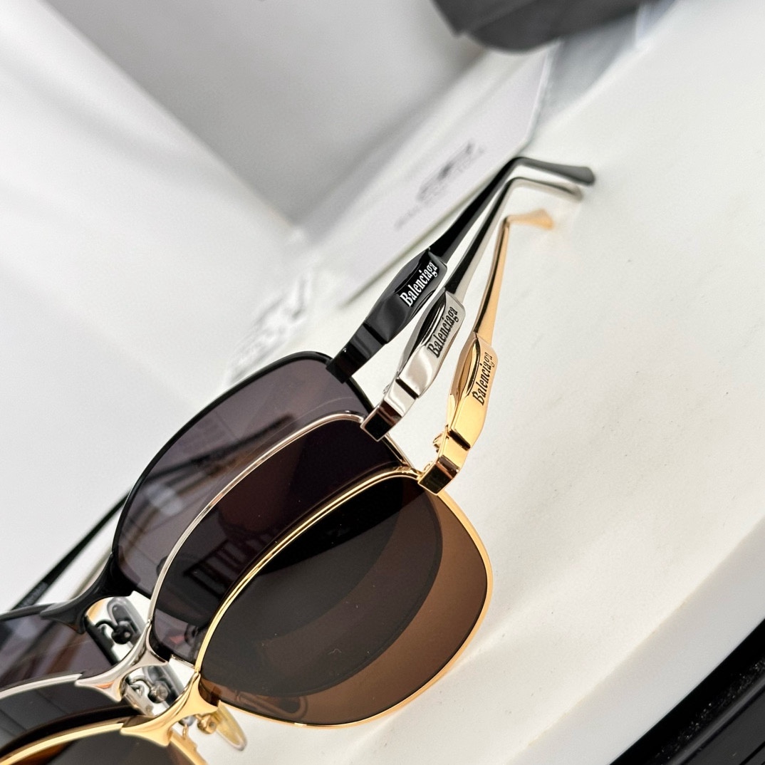 Balenciaga-bril Details 𝑩𝒂𝒍𝒆𝒏𝒄𝒊𝒂𝒈𝒂 — photo 3