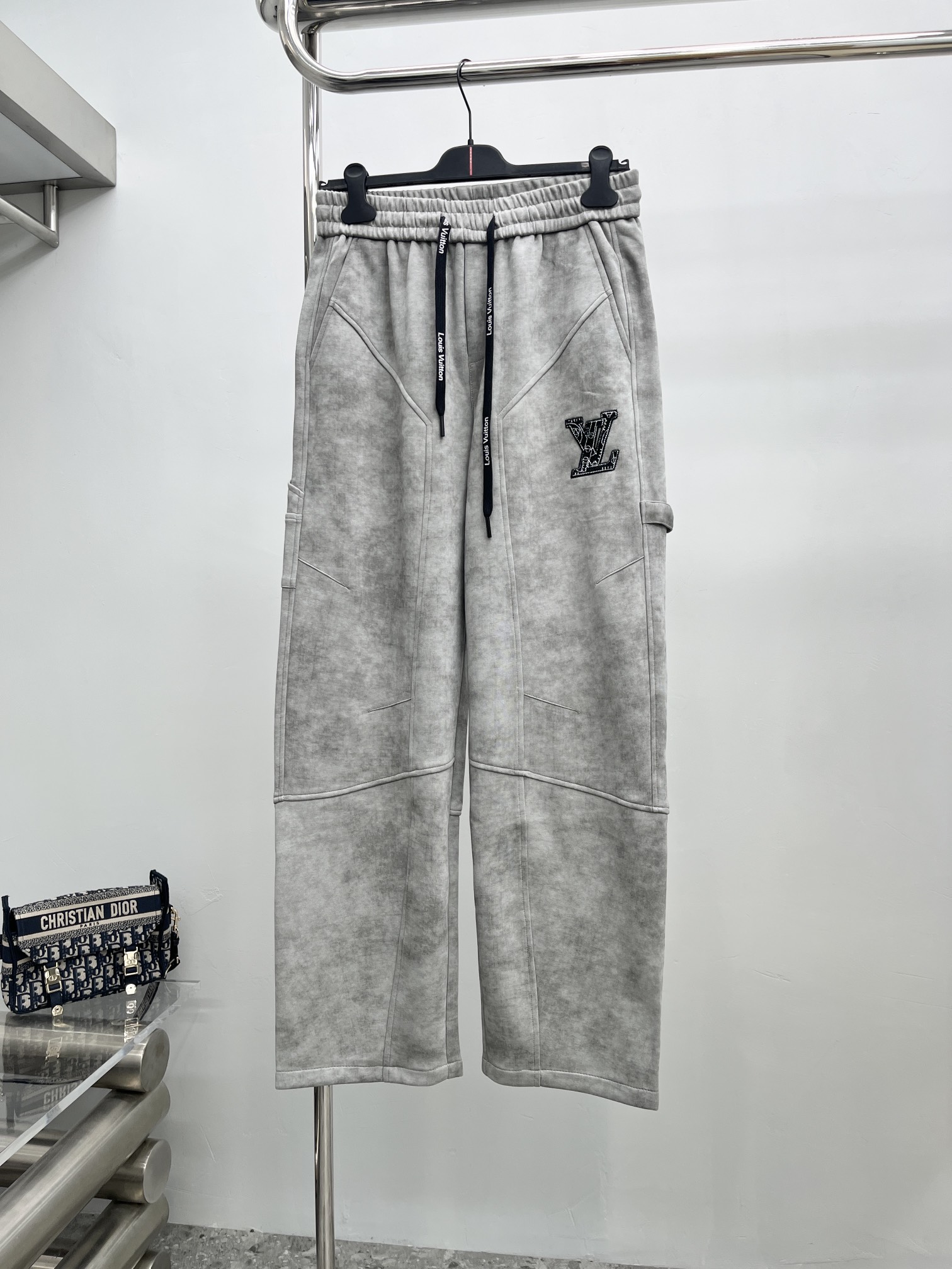 _dLY9sT-OF0Jc6_EXyEtQCIeLq6BGFLWvzUK7TiA