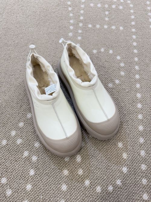 UGG Tasman Waterproof Snow Boots - Lightweight, Comfortable & Warm (Sizes 35-40) 1 UGG Tasman Waterproof Snow Boots - Lightweight, Comfortable & Warm (Sizes 35-40)