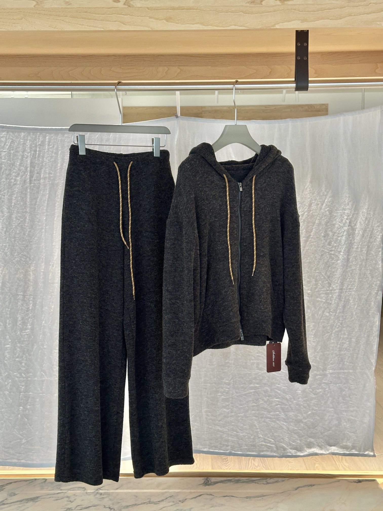 NO:568212,YS | NEW ARRIVALS! 3D Huanyi wool knitted suit. Very soft, thick, warm and full of security. SML,,alexander wang19860909YS ｜ NEW ARRIVALS! 3D 环艺羊毛针织套装 很软糯 厚实 温暖 充满安全感的一套  SML,,alexander wang,Women's clothing