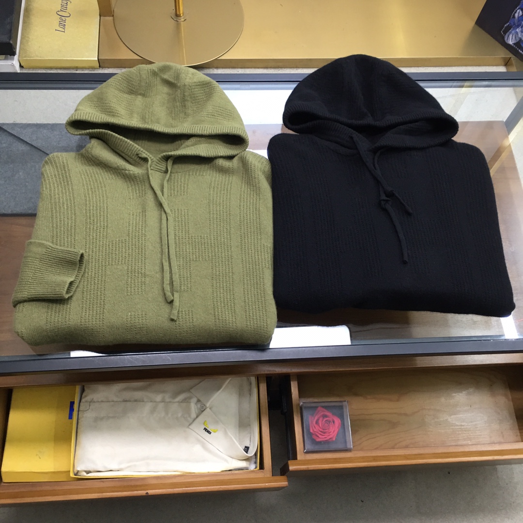 NO:608981,New product [Aisi] 2015 autumn and winter new sweater!  High-quality wool, simple but not simple. Casual hooded style, easy to match for daily wear on the street. Fine workmanship, fine and even stitching, not easy to fall off. Color Black Green Size M-2XL, sweaters, hats, alexander wang19860909新品【爱仕】 2015秋冬新款毛衣！优质羊毛,简约而不简单.休闲连帽款式,日常搭配出街轻松搭配.做工精细 针脚细密均匀,不易脱线. 颜色 黑色 绿色 码数M-2XL,,sweaters,hats,alexander wang,Men's clothing