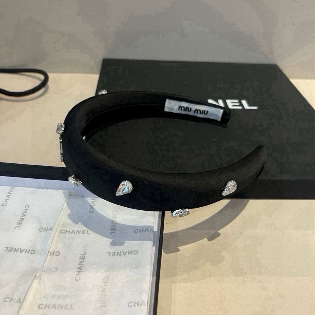 NO:555184,miumiu new hairband hairpins, hairpins, miumiu, hairpins19860909miumiu缪缪新款发箍发夹,发夹,miumiu,hairpins,accessory