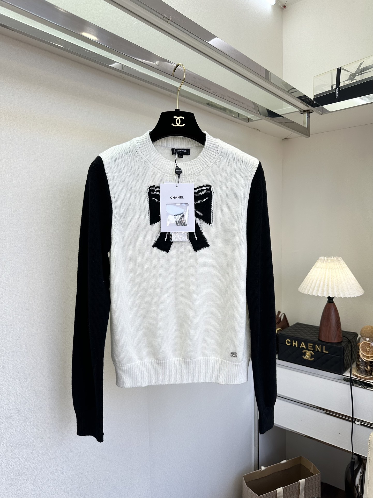 25 F 小香黑白撞色 长袖针织套头毛衣 羊毛面料 内搭单穿都很可 ² ●SIZE s m l●