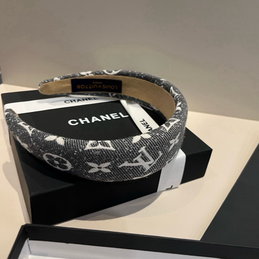 NO:555234,Lv Louis Vuitton new hairband hairpins, hairpins, louis vuitton, louis vuitton, hairpins19860909Lv路易威登新款发箍发夹,发夹,louis vuitton,louis vuitton,hairpins,accessory