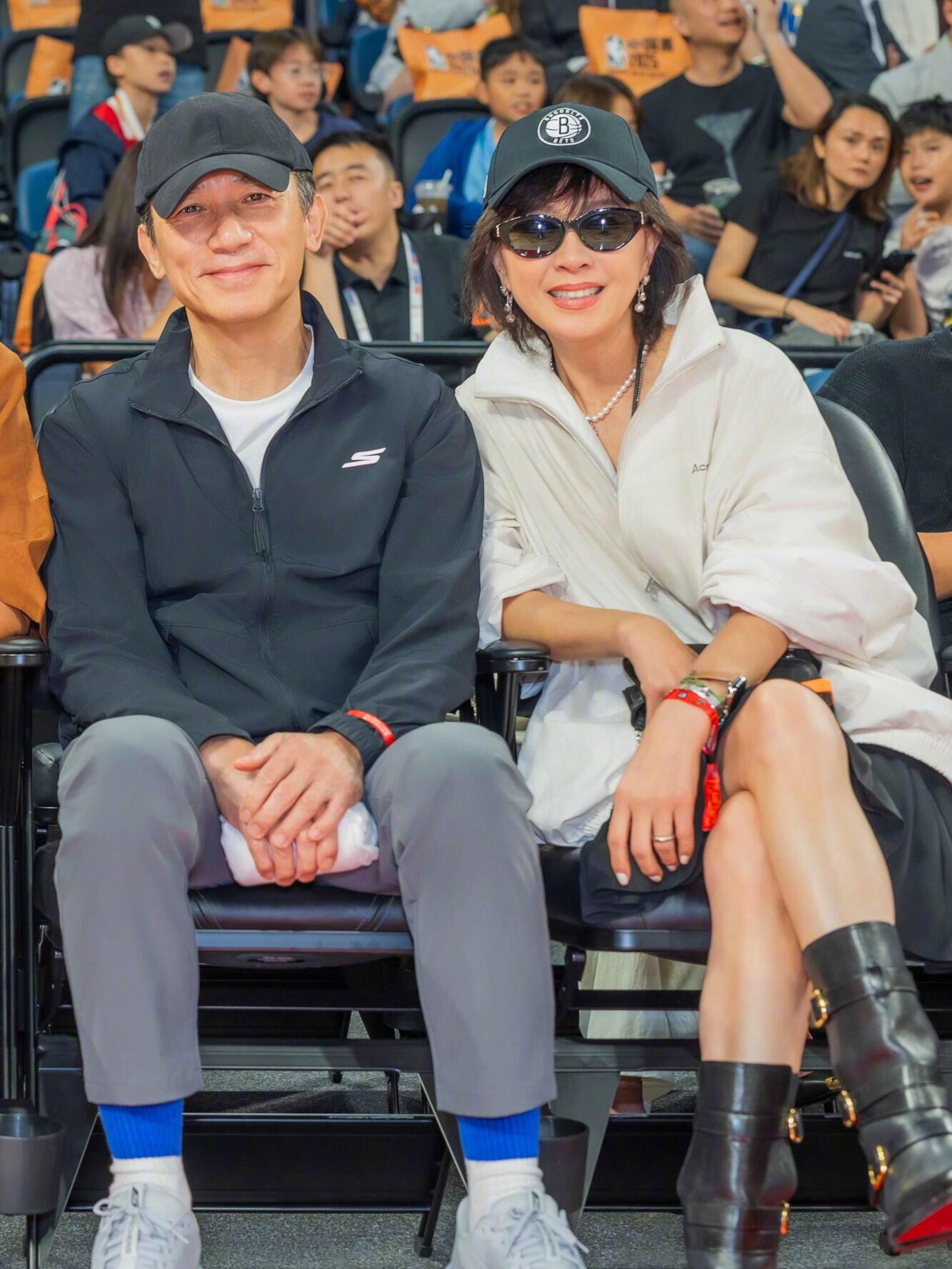 刘嘉玲xSaintLaurent\n\n️：SLM148\/F
