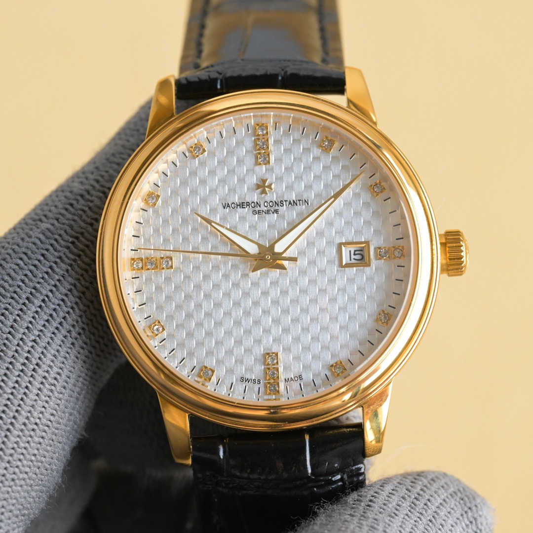 NO:552862,platinum!  The new model is mainly promoted by Vacheron Constantin. In response to strong requests from major buyers, the latest men’s model Vacheron Constantin is finally launched today!  Simple and elegant!  Business first choice!  You deserve it!  Movement matching (zero repair) Size 40 Mirrored sapphire glass never scratched Material 316 stainless steel case Power reserve 48 hours Waterproof depth 100 meters Italian calfskin original pin buckle!  !  !  ,,vacheron,cowhide19860909白金！ 新款主推江诗丹顿,应各大买家强烈要求,最新男款江诗丹顿今天终于面世了！简雅大方！商务优选！你值得拥有！ 机芯搭配（零返修） 尺寸40 镜面蓝宝石玻璃永不刮花 材质316精钢表壳 动力储存48小时 防水深度100米 意大利小牛皮原装针扣！！！,,vacheron,cowhide,Watch