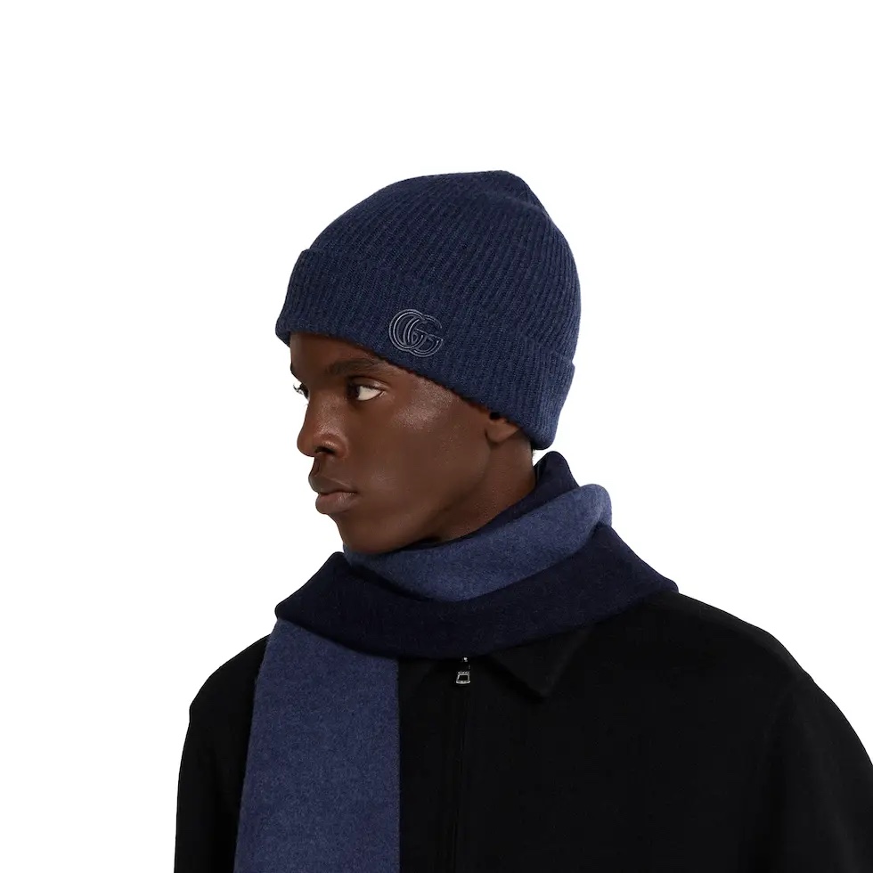 NO:579715,Comes with dust bag. Gucci official website knitted hat. The new official website product is made of cashmere and is simple and elegant. The tight knitting method is very thick, soft, comfortable, warm and fashionable. You can’t put it down. Hurry up and get it. The same style for men and women!  Hats bucket hat, baseball cap, knitted hat, hat, gucci, espadrilles, hats19860909配防尘袋 古奇GUCCI官网针织帽 羊绒材质官网新品简约大气 紧密的针织法非常厚实 ,柔软舒适保暖又时尚爱不释手亲,赶紧入手吧男女同款！帽子渔夫帽棒球帽针织帽,帽子,gucci,espadrilles,hats,hat