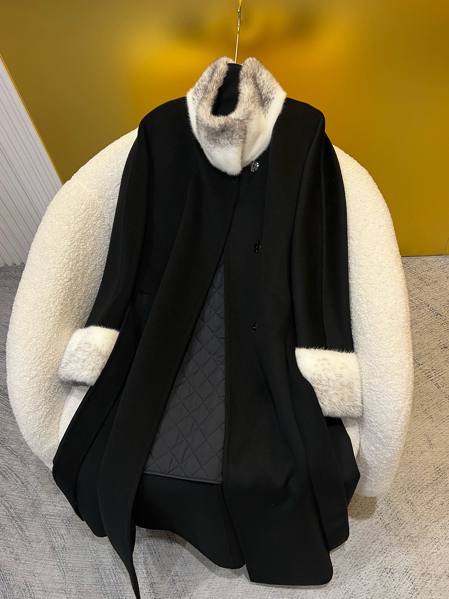 Elegant Mink Cashmere Coat with Silk Cotton Liner - Italian Hepburn Style 3 i1760772119 7042 1