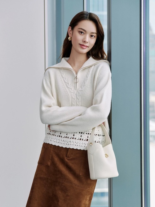 Elegant Women's Wool Blend Cable Knit Half-Zip Sweater with Eyelet Detail 1 Elegant Women's Wool Blend Cable Knit Half-Zip Sweater with Eyelet Detail