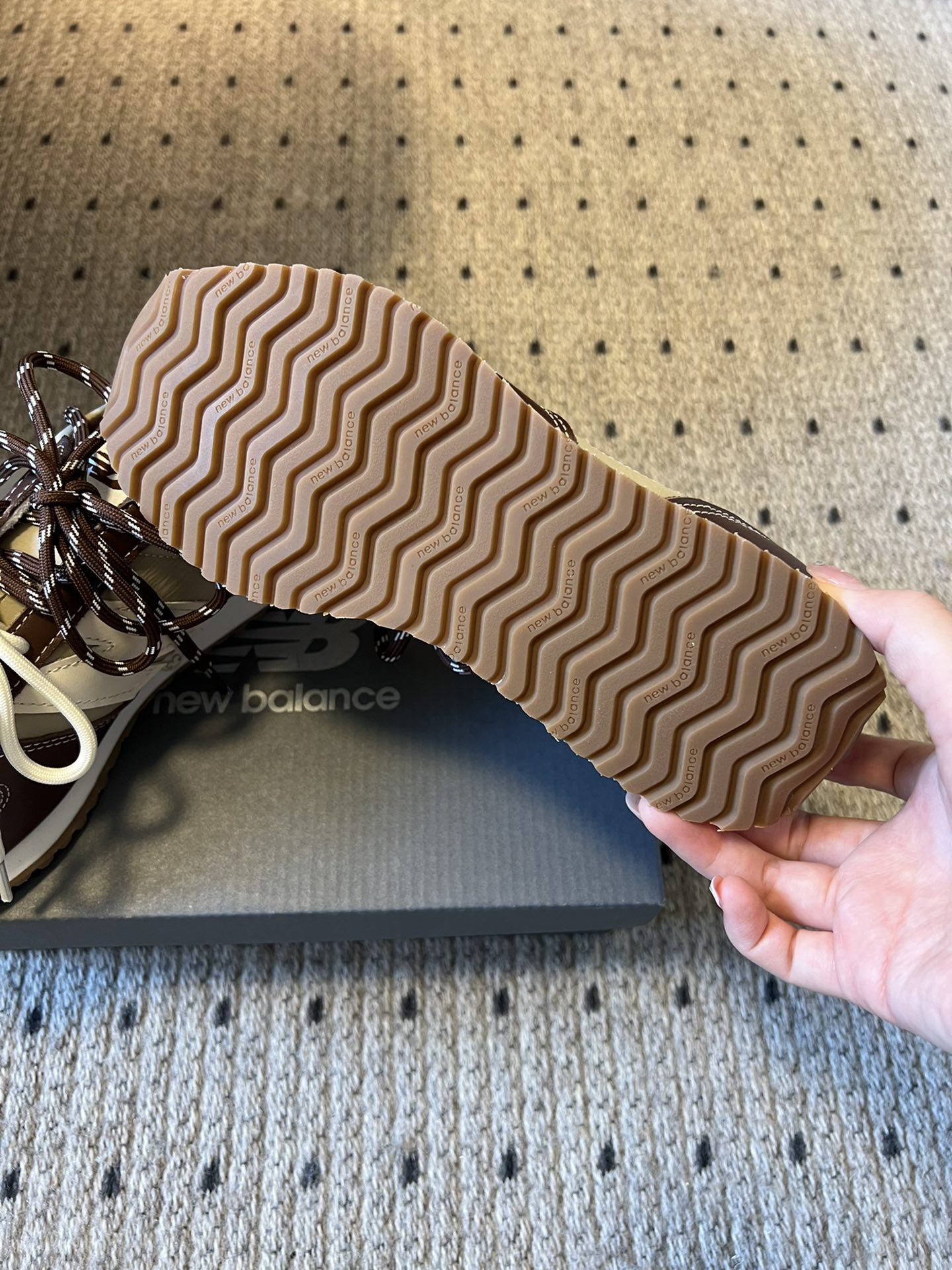 New Balanc*NB x山下有松联名款运动鞋携手山下有松推出的 471联名款气延续 Songmon