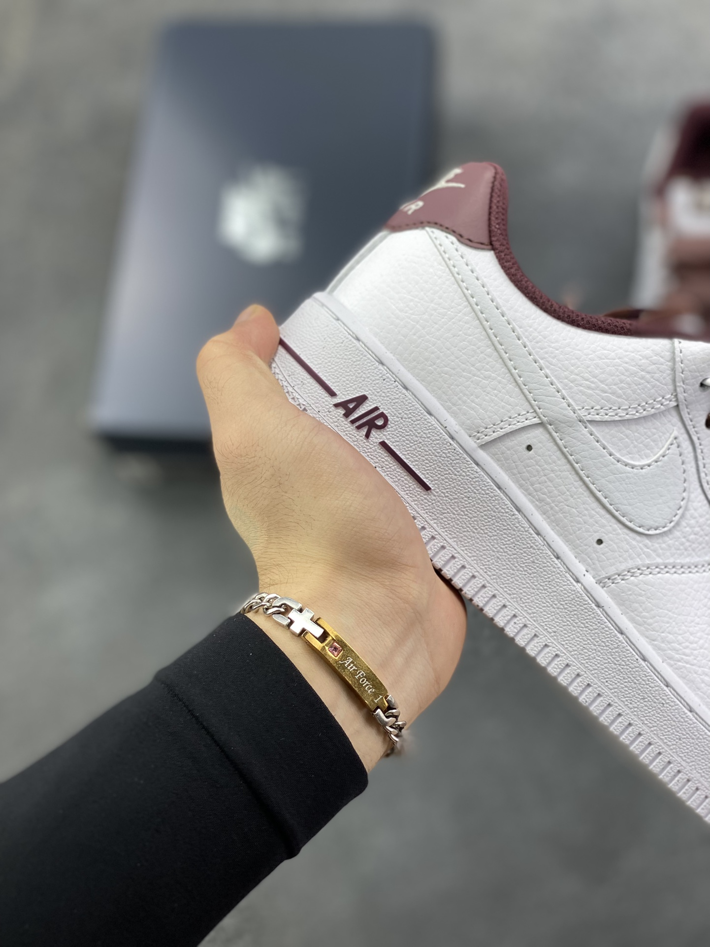 图片[6]-Nike Air Force 1 Low 白深棕 原楦头原纸板 打造纯正空军版型 专注外贸渠道 全掌内置蜂窝气垫 原盒配件 原厂中底钢印、拉帮完美 货号：HV4403-600 尺码：35.5 36 36.5 37.5 38 38.5 39 40-选品中心