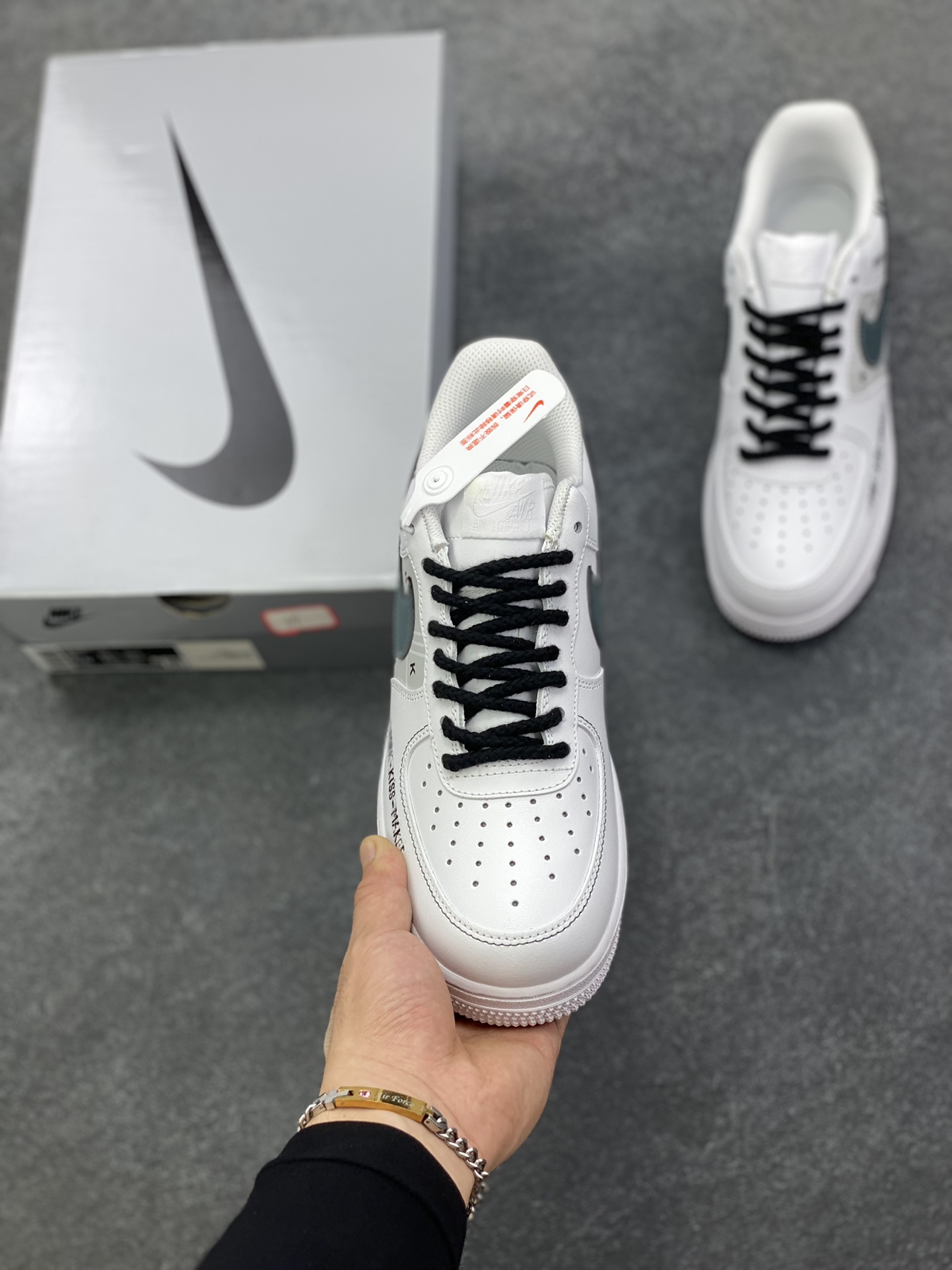 图片[2]-Nike Air Force 1 Low’07 简墨 空军一号低帮休闲板鞋 定制皮料 定制鞋盒 原楦原纸板 纯正空军版型 内置全掌气垫 货号：ZH0316-127 尺码：36 36.5 37.5 38 38.5 39 40 40.5 41 42 42.5 43 44 44.5 45-选品中心
