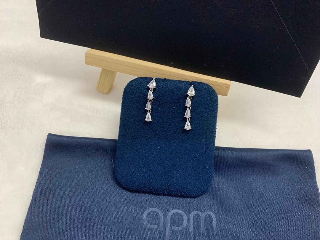 APm Monaco水滴耳环前卫设计感高级饰品耳饰送人生日礼物。