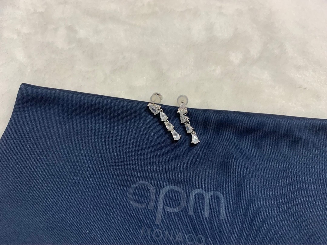 APm Monaco水滴耳环前卫设计感高级饰品耳饰送人生日礼物。