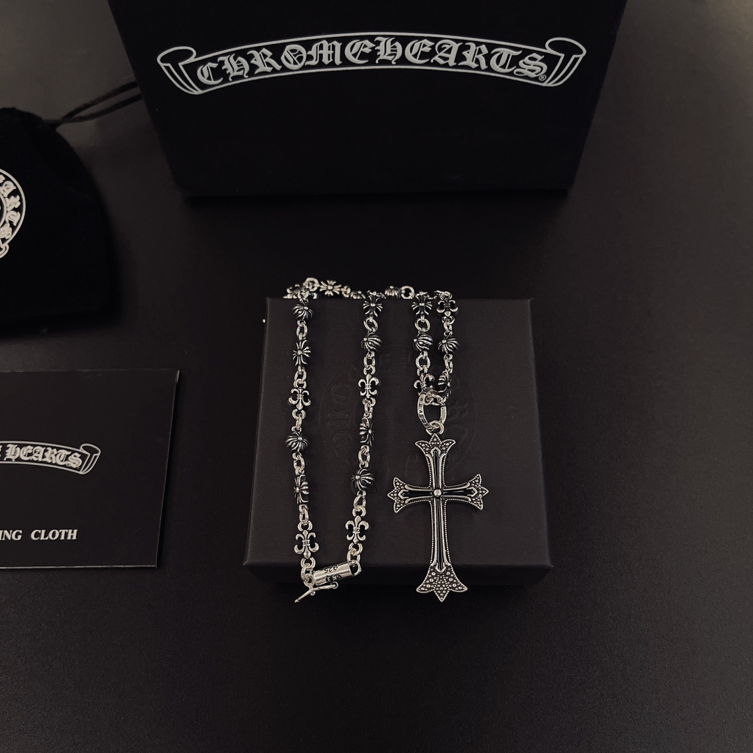 NO:581742,So handsome, the latest Chrome Hearts. No explosions, no hair. Factory direct sales. Original one-to-one replica. Chrome Hearts Necklace, fine jewelry, chrome hearts, necklace.19860909太帅爆了最新款克罗心 不爆不发 厂家直销 原版一比一复刻 克罗心项链,饰品精品,chrome hearts,necklace,Jewelry