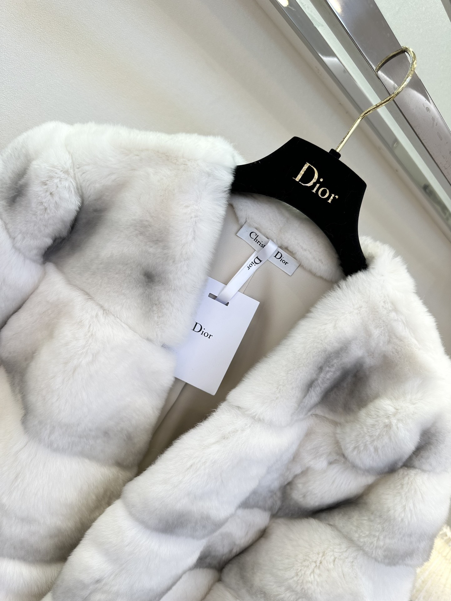 Genuine Rabbit Fur Coat Women's Winter Warm Thickened Fur One Body Jacket 5 i1760946459 2875 3