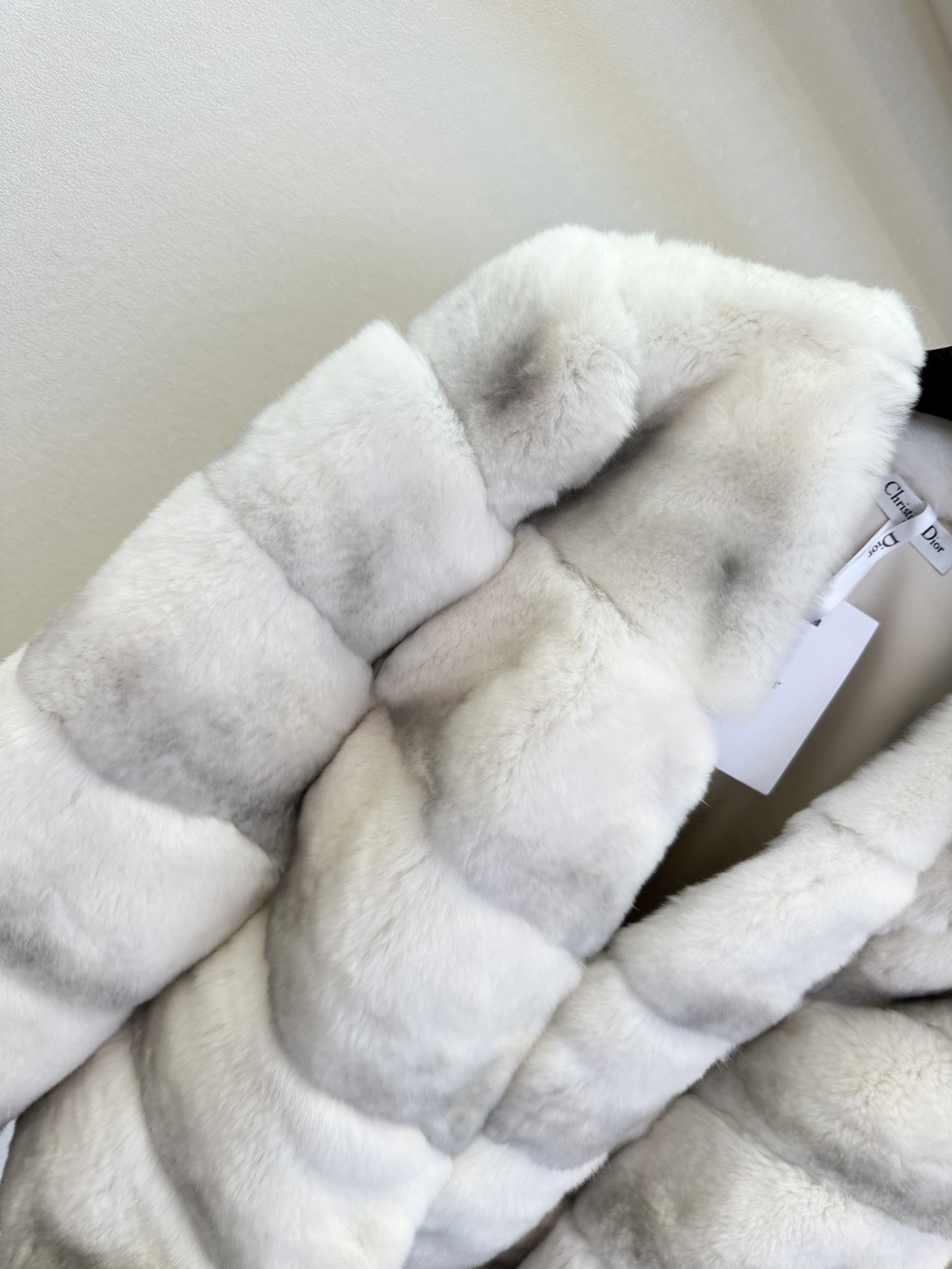 Genuine Rabbit Fur Coat Women's Winter Warm Thickened Fur One Body Jacket 6 i1760946459 3798 4