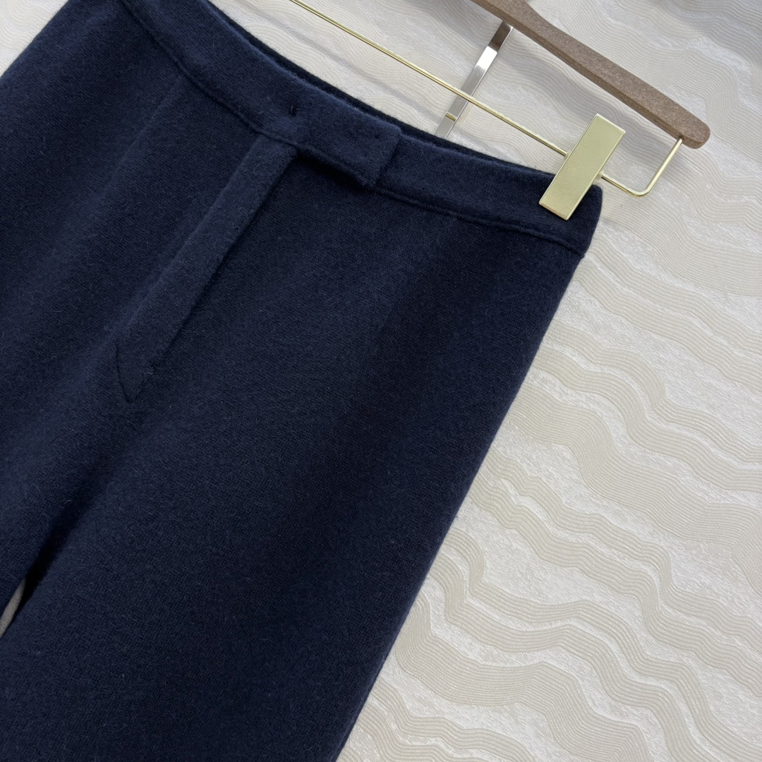 独家首发❤️高端原单品质，lP🆕高智感 老钱风穿搭气质羊绒阔腿裤！品质控必入！100%进口羊绒重磅克重纱