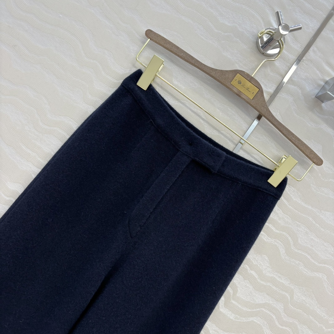 独家首发❤️高端原单品质，lP🆕高智感 老钱风穿搭气质羊绒阔腿裤！品质控必入！100%进口羊绒重磅克重纱