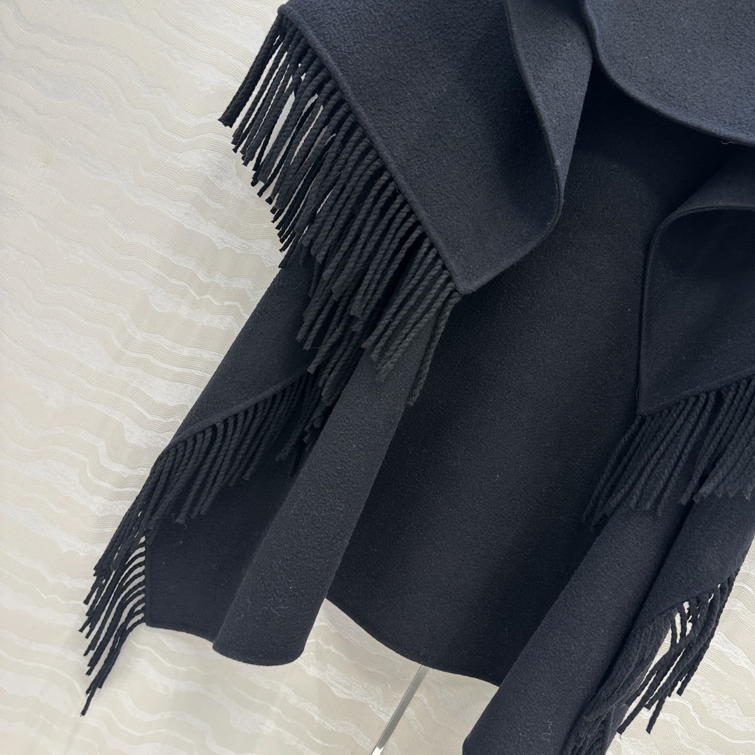 独家首发❤️高端原单品质！TM高智感穿搭！重工流苏羊绒披肩大围巾斗篷！进口叽哩感圈圈羊毛定制10羊绒90