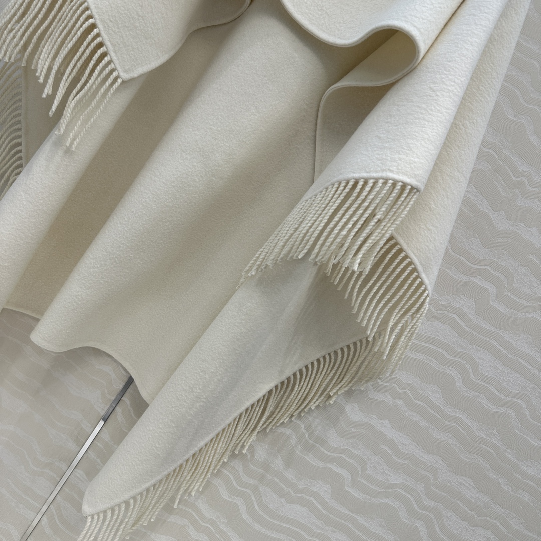 独家首发❤️高端原单品质！TM高智感穿搭！重工流苏羊绒披肩大围巾斗篷！进口叽哩感圈圈羊毛定制10羊绒90