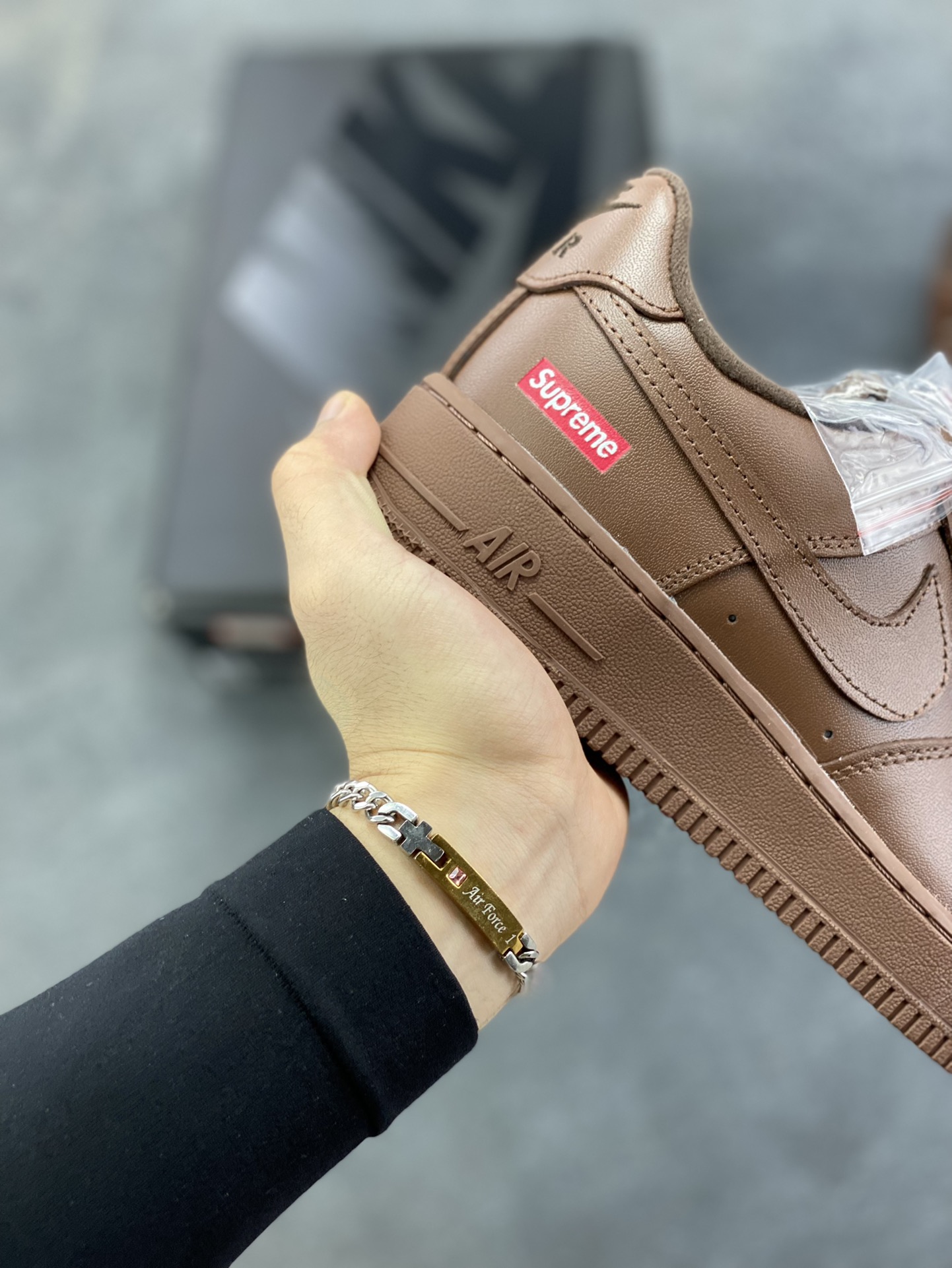 图片[6]-超级福利🎉 福利特价  Nike Air Force 1 Low Supreme联名 空军一号低帮运动休闲板鞋 原楦头原纸板 打造纯正空军版型 专注外贸渠道 全掌内置蜂窝气垫 原盒配件 原厂中底钢印、拉帮完美 货号：CU9225-200 尺码：36 36.5 37.5 38 38.5 39 40 40.5 41 42 42.5 43 44 44.5 45-选品中心