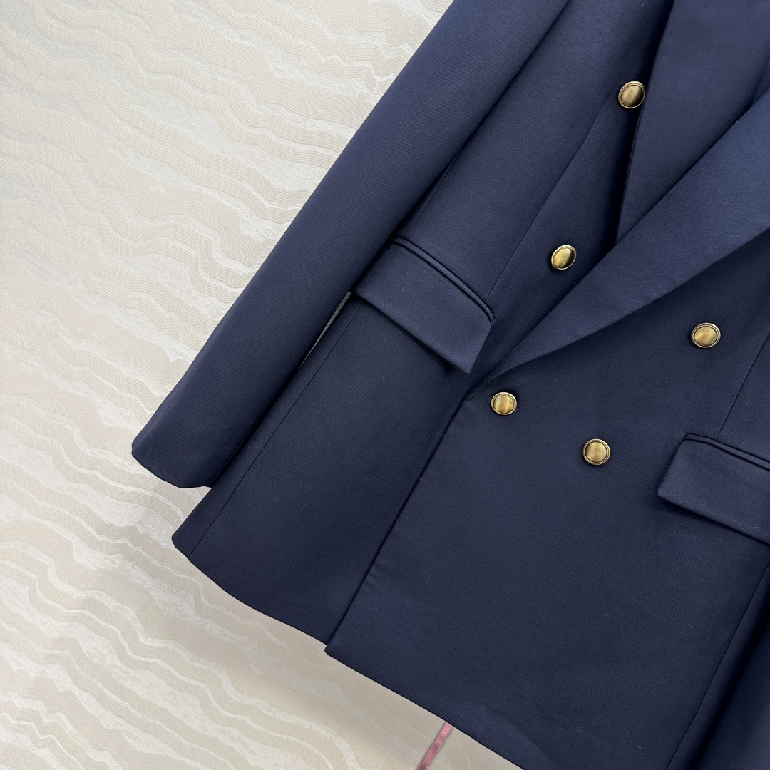 独家首发！原单品质❤️slP🆕高智感穿搭！宋佳 李宇春同款。美式海军蓝金扣西装！蓝潇洒帅气的高级羊毛大西