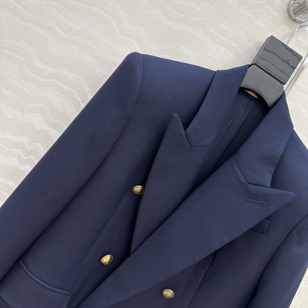 独家首发！原单品质❤️slP🆕高智感穿搭！宋佳 李宇春同款。美式海军蓝金扣西装！蓝潇洒帅气的高级羊毛大西