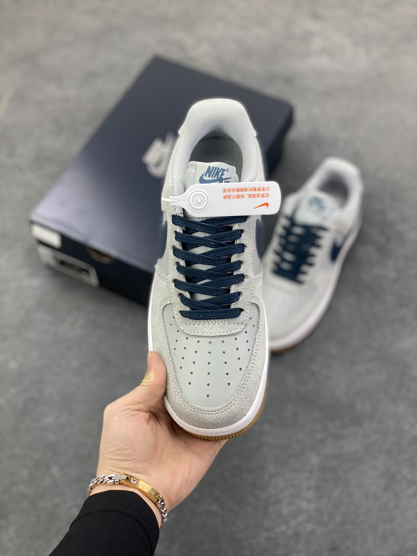 图片[2]-Nike Air Force 1 Low 灰蓝 空军一号低帮运动休闲板鞋 原楦头原纸板 打造纯正空军版型 专注外贸渠道 全掌内置蜂窝气垫 原盒配件 原厂中底钢印、拉帮完美 货号：IB6388-003 尺码：36 36.5 37.5 38 38.5 39 40 40.5 41 42 42.5 43 44 44.5 45-选品中心