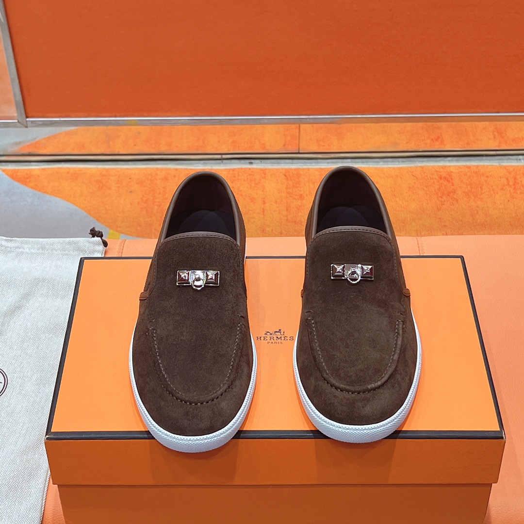 NO:668718,HERME...S classic casual formal wear series, 24 new colors, classic shoe style, with full cowhide upper. Can be worn by couples. It is more fashionable and easier to match than ordinary casual shoes, a fashion must-have!  Sheepskin lining, soles imported from Italy!  Original packaging!  Top quality women's models 35-39 can be ordered in size 40.41, men's models 39-43 can be ordered in size 44.45, men's models 20, loafers, hermes, loafers, cowhide, sheepskin19860909HERME…S 经典休闲正装系列 24新色 经典鞋型 搭配全牛皮鞋面.情侣可穿. 比普通休闲鞋时髦好搭配,时尚必备品！ 内里羊皮 ,鞋底意大利进口材料！ 原版包装！ 顶级精品女款35-39可定40.41码  男款39-43可定44.45码 男款20,乐福鞋,hermes,loafers,cowhide,sheepskin,Women's Shoes