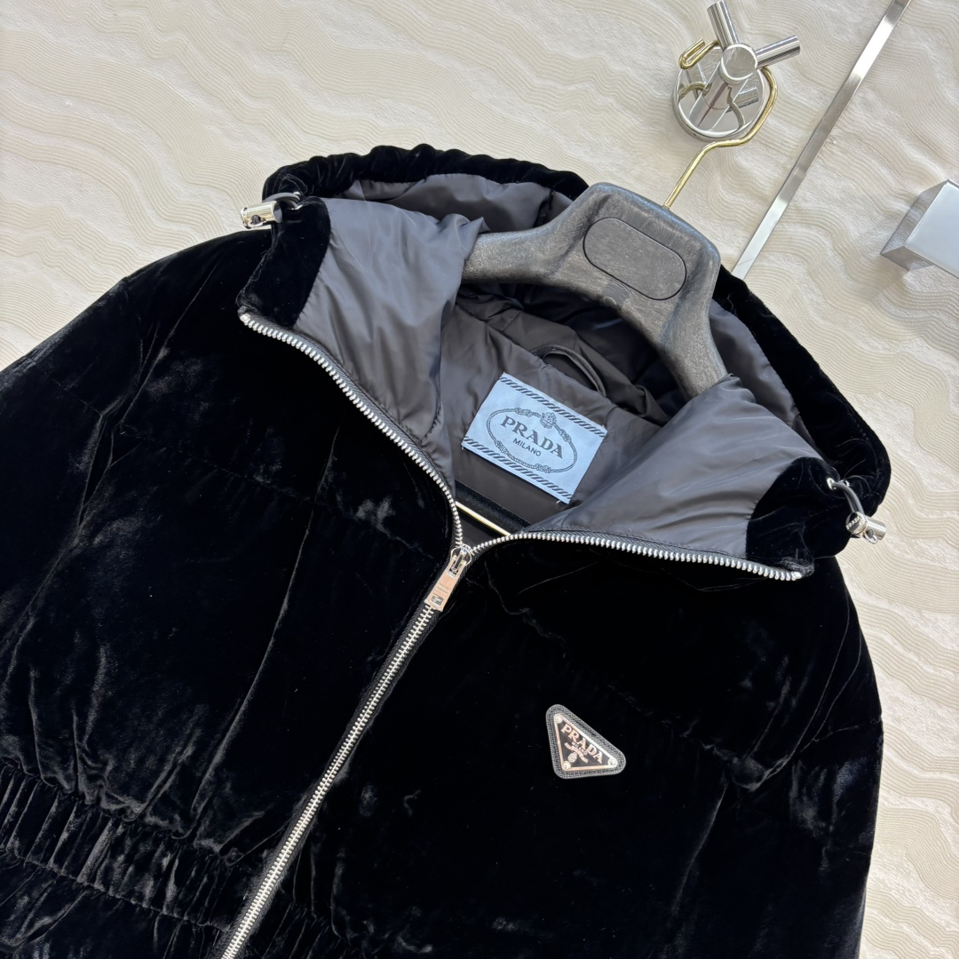 独家首发❤️高端原单品质PR时髦精穿搭！蚂蚁腰连帽丝绒羽绒服！松紧束腰丝绒羽绒！不挑个子立体剪裁收腰版型