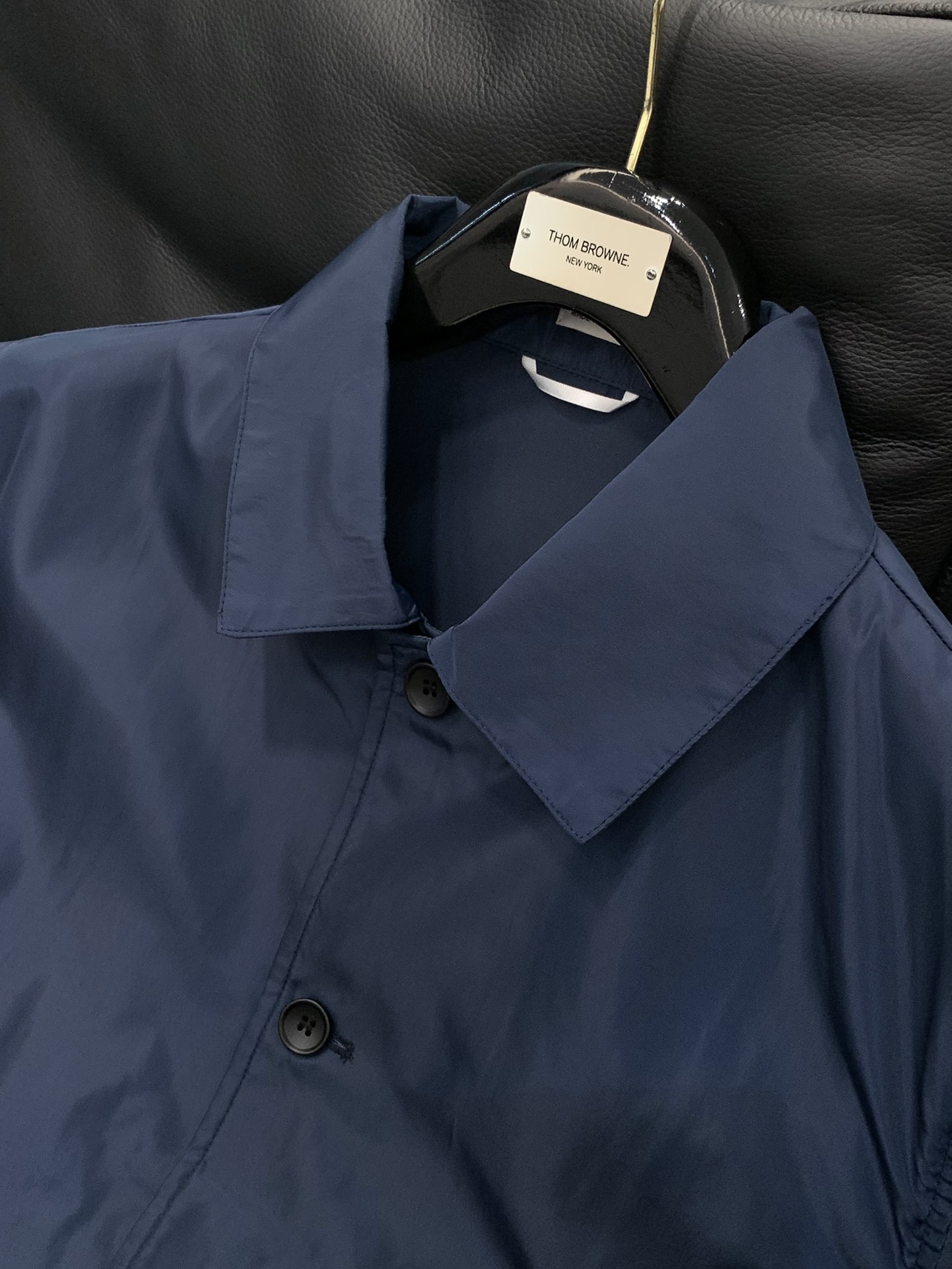 ，Tom Browne 汤姆.布朗，2025秋季最新品，专柜同步有售，原单狠货，时尚休闲夹克外套，上身很
