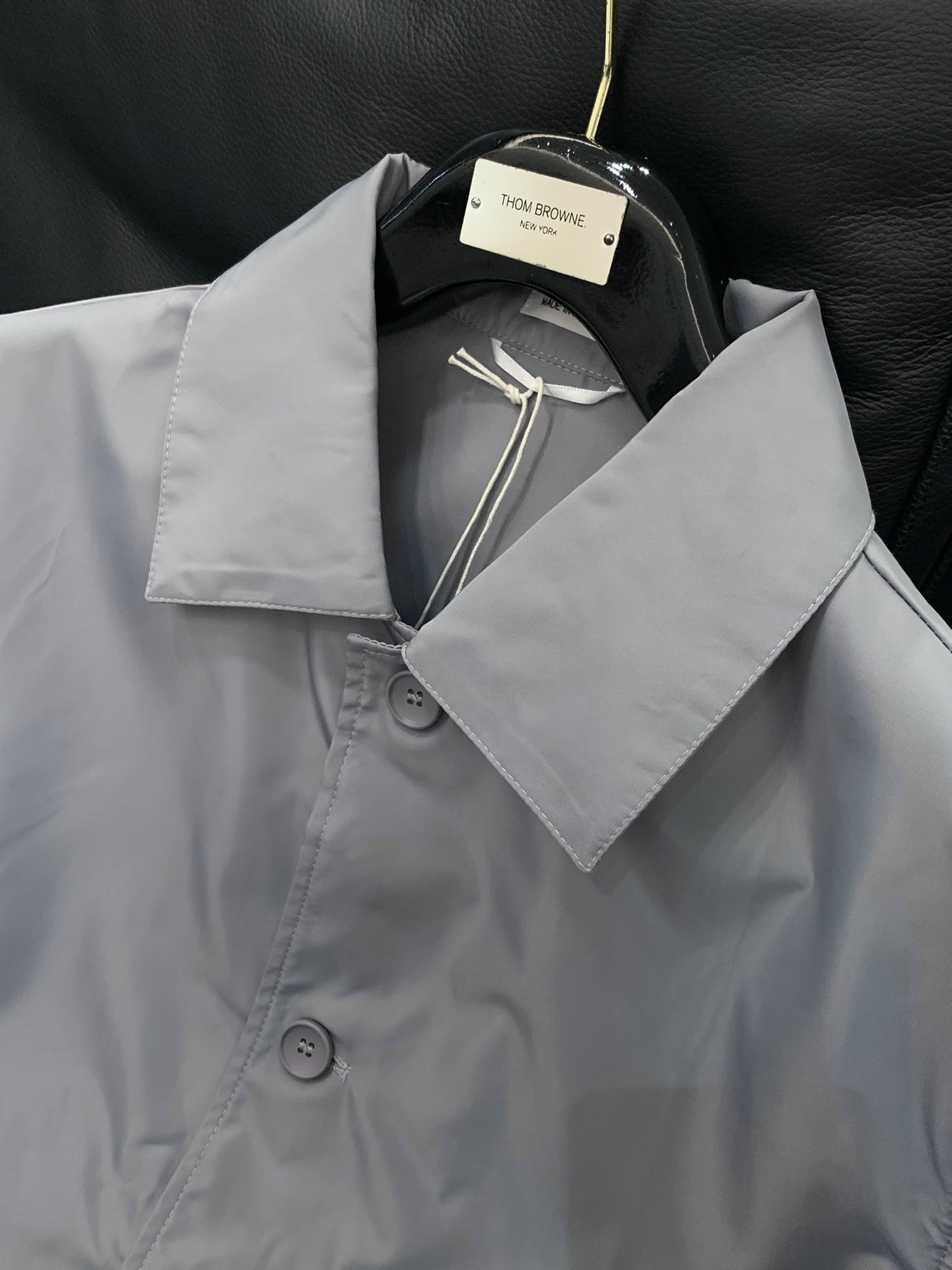 ，Tom Browne 汤姆.布朗，2025秋季最新品，专柜同步有售，原单狠货，时尚休闲夹克外套，上身很