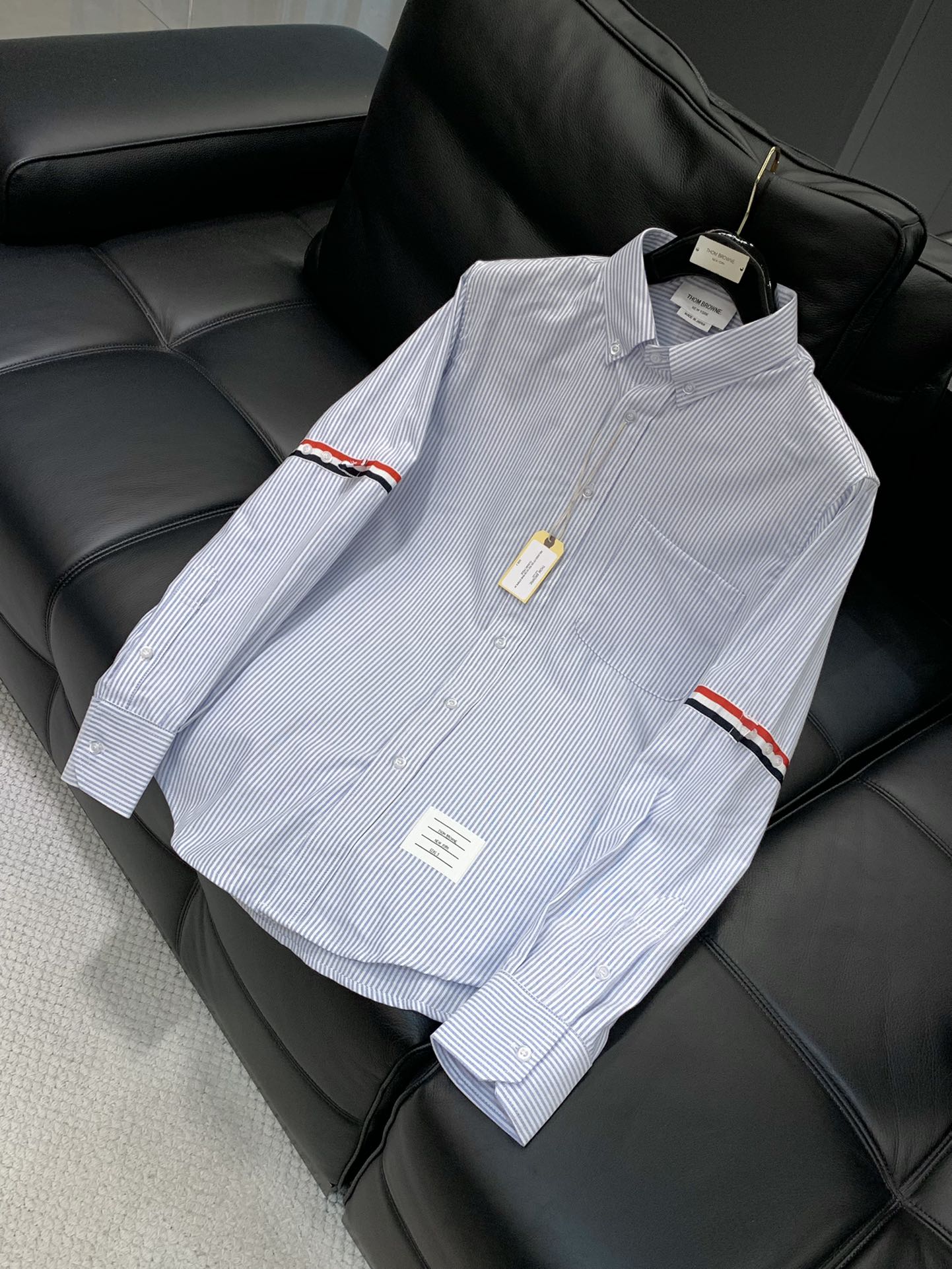 ，Tom Browne 汤姆.布朗，2025秋季最新品，专柜同步有售，原单狠货，时尚休闲长袖衬衫，上身很