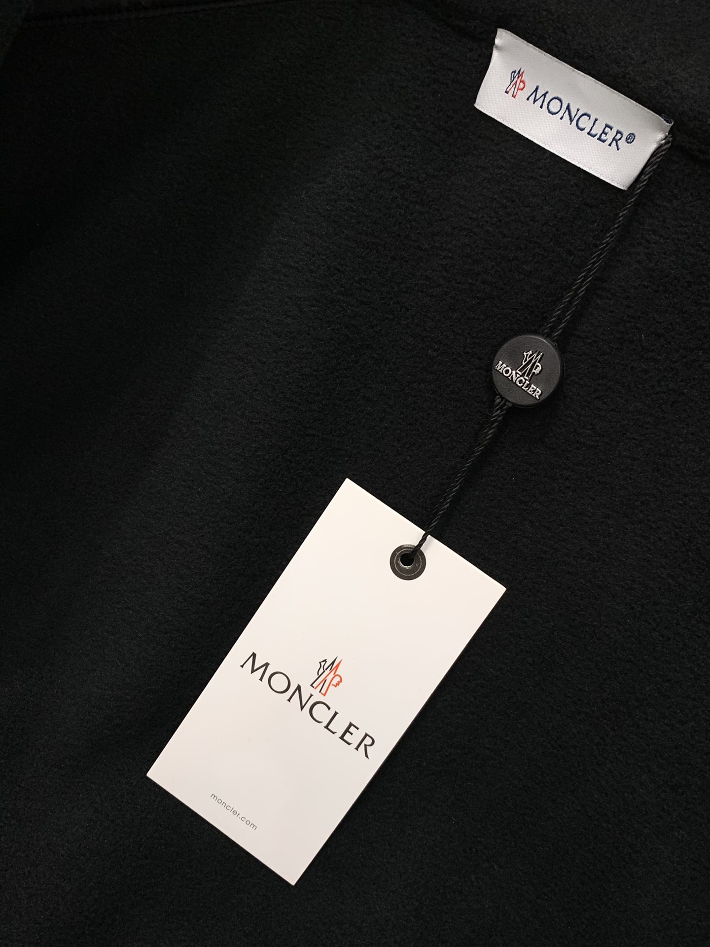 ，蒙口 2025秋冬🆕Mon*ler 时尚工装贴布拼接抓绒立领夹克外套 高标准的户外夹克剪裁体系,简约时