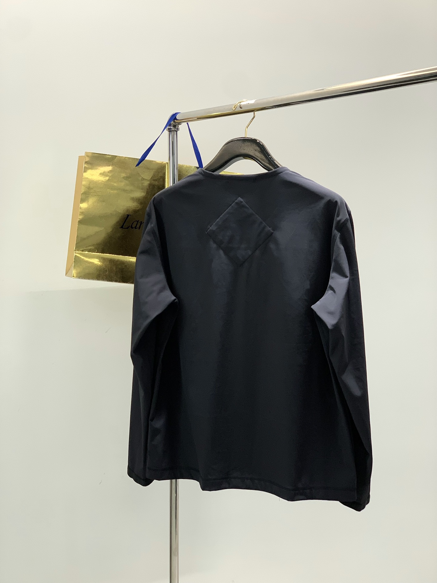 ，加拿大鹅 Moreau 男士黑标全拉链软壳夹克…保暖舒适全功能设计，内穿 外穿都非常非常好看的！！！ 