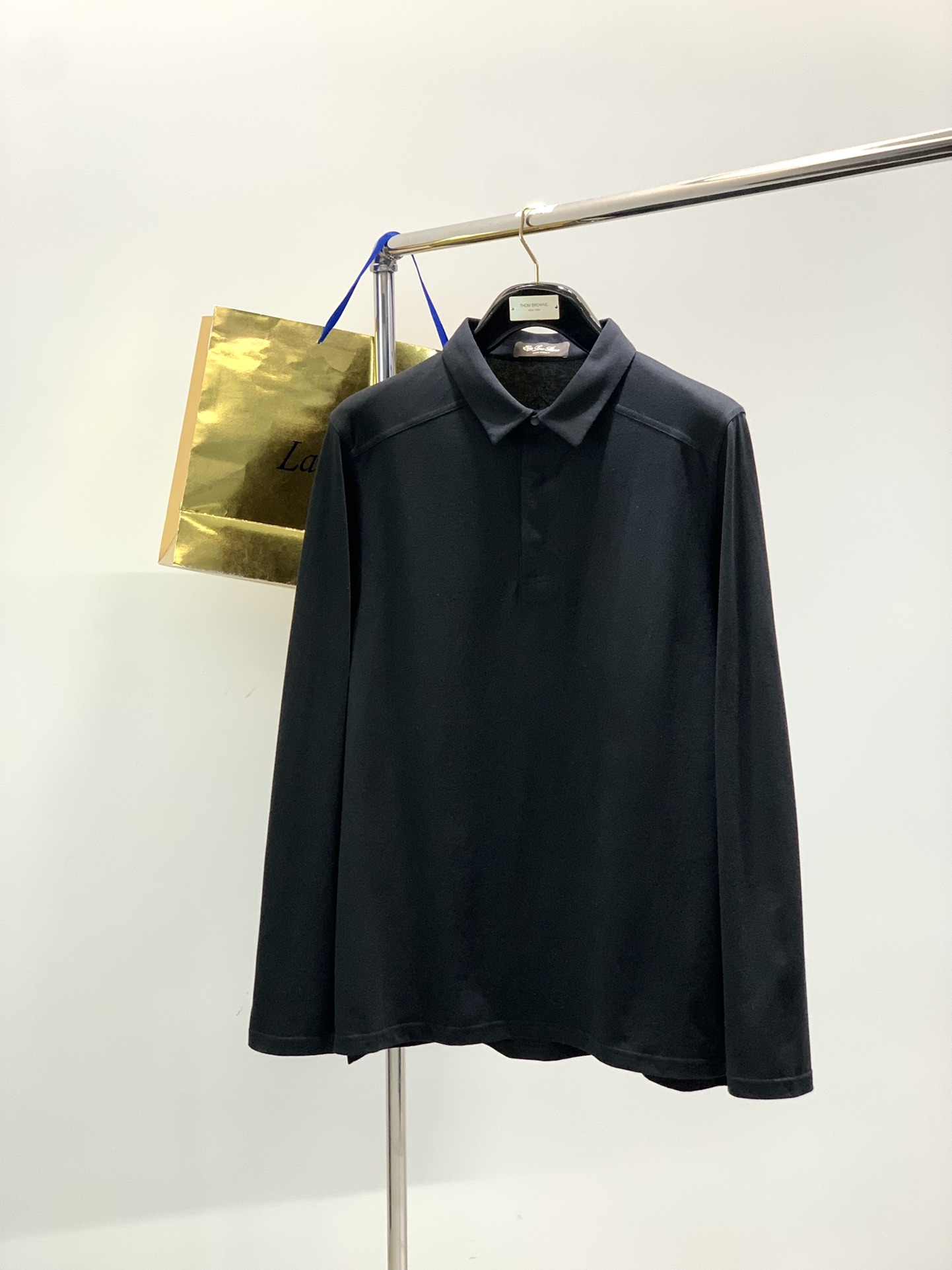 ，lp🆕翻领长袖材质 棉尺码M L XLM肩宽42胸围102衣长72L肩43袖长67胸围106衣长74 