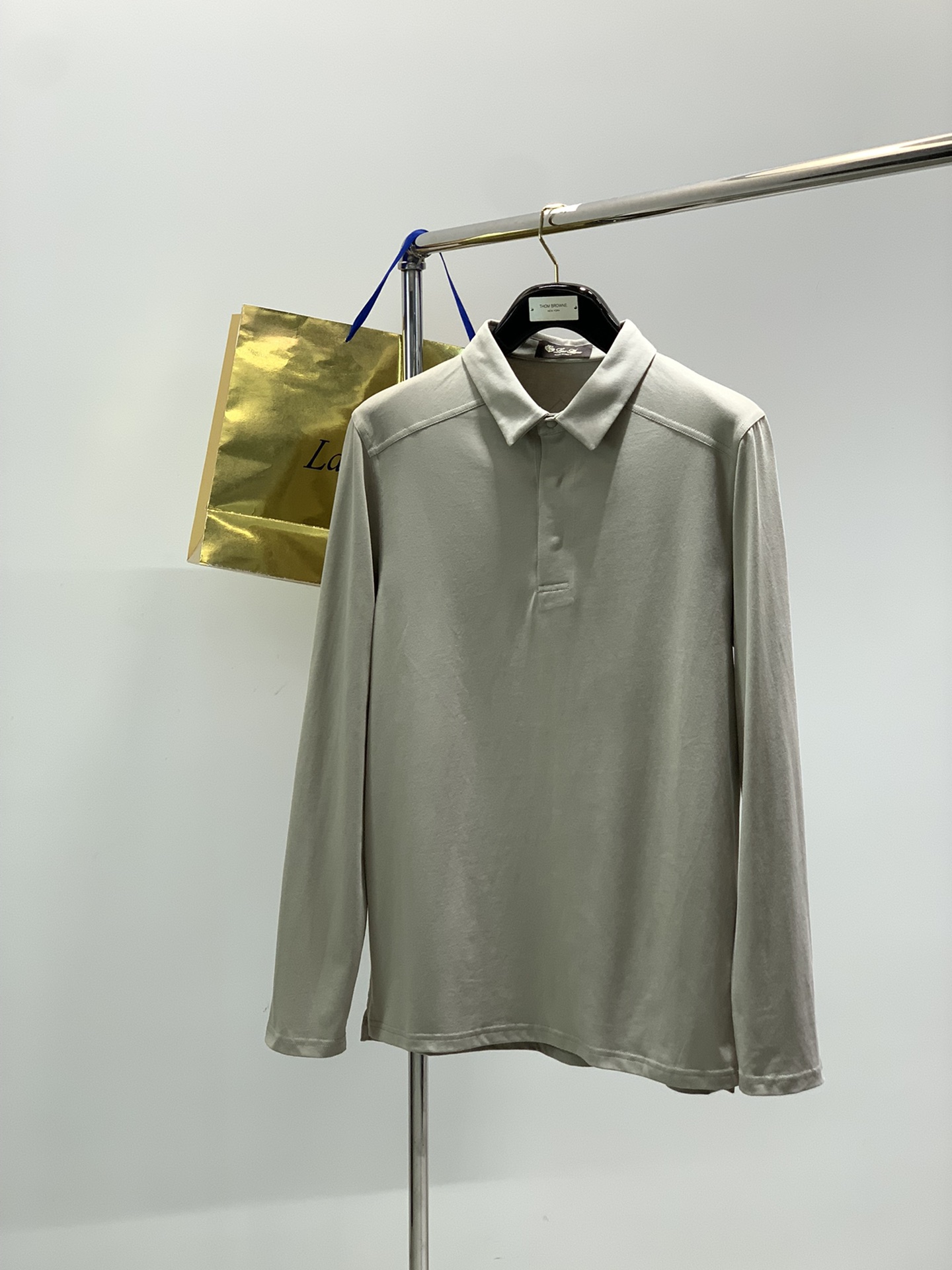 ，lp🆕翻领长袖材质 棉尺码M L XLM肩宽42胸围102衣长72L肩43袖长67胸围106衣长74 