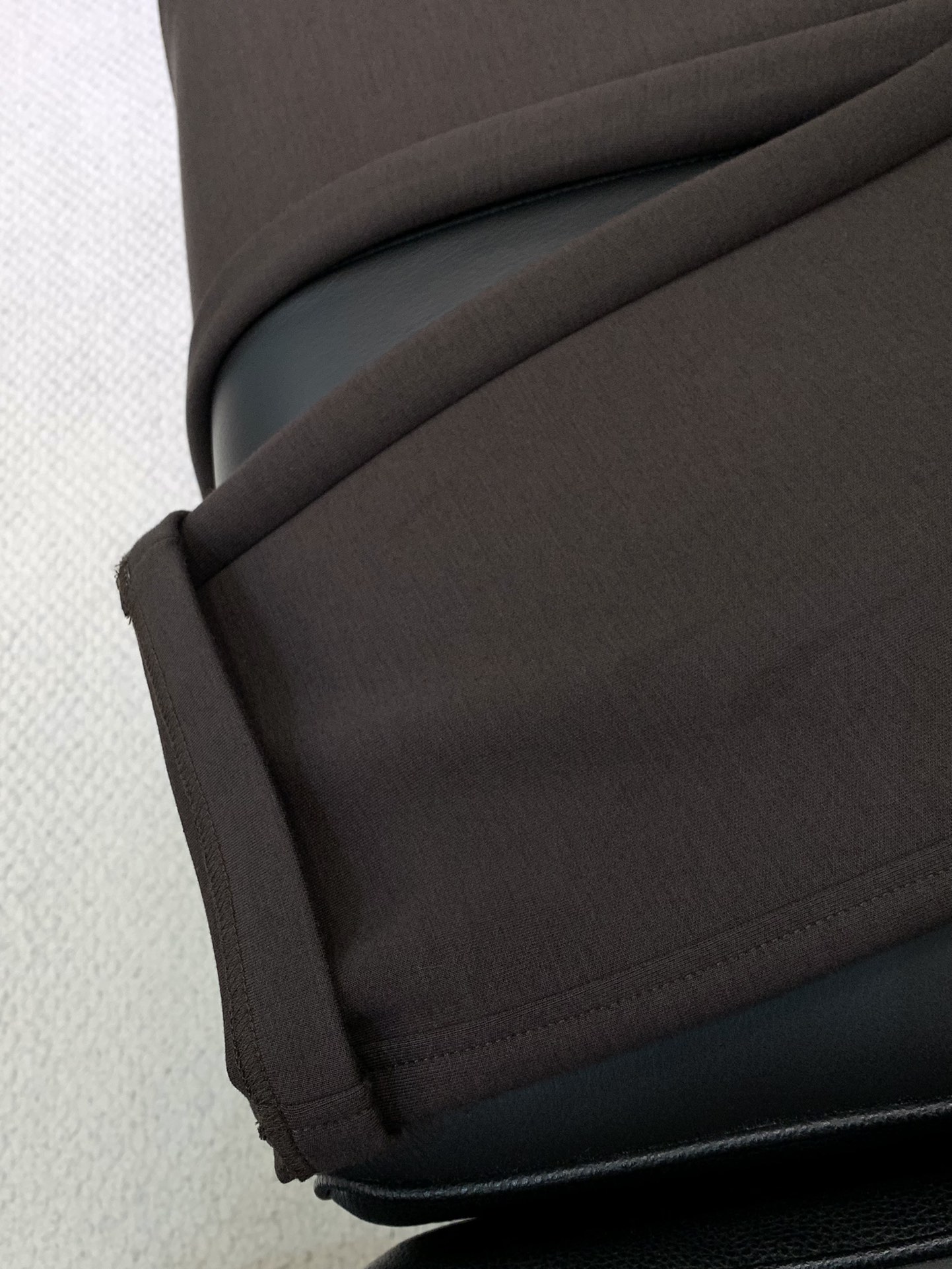 ，爱马仕 更把舒服做到极致……H爱马复合面料，卫裤里的牛货，品牌立体设计！！！ 双层复合混纺莫代尔棉羊毛