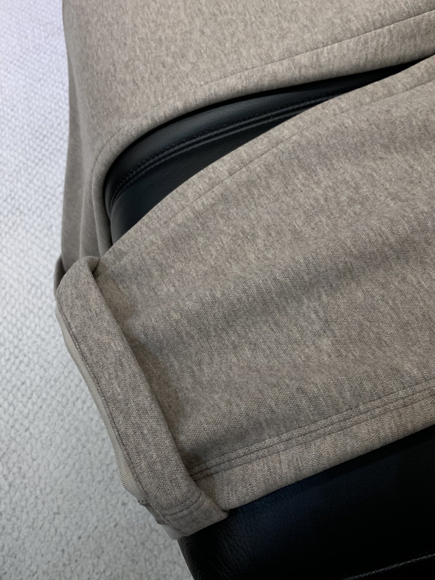 ，lp🆕 抽绳羊毛休闲裤时尚系列，独特设计，抽绳休闲长裤 订纱开始订染和订纺。国内某大厂出口日本 和供应