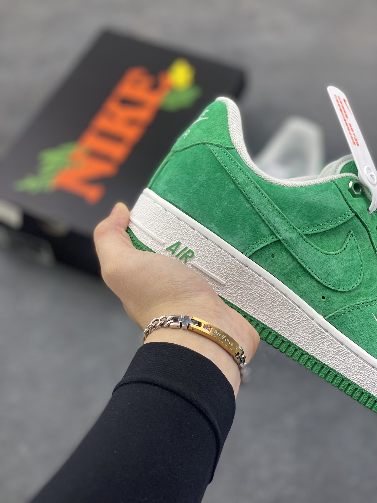 图片[6]-Nike Air Force 1 \’07 Low “头层猪八拼接” 空军一号 高端定制 低帮 运动鞋 休闲鞋 折边针车 工艺难度大 原楦头原纸板 原装鞋盒 定制五金配件 内置全掌气垫 原厂鞋底 货号：DY9867-004 尺码：36 36.5 37.5 38 38.5 39 40 40.5 41 42 42.5 43 44 44.5 45-选品中心