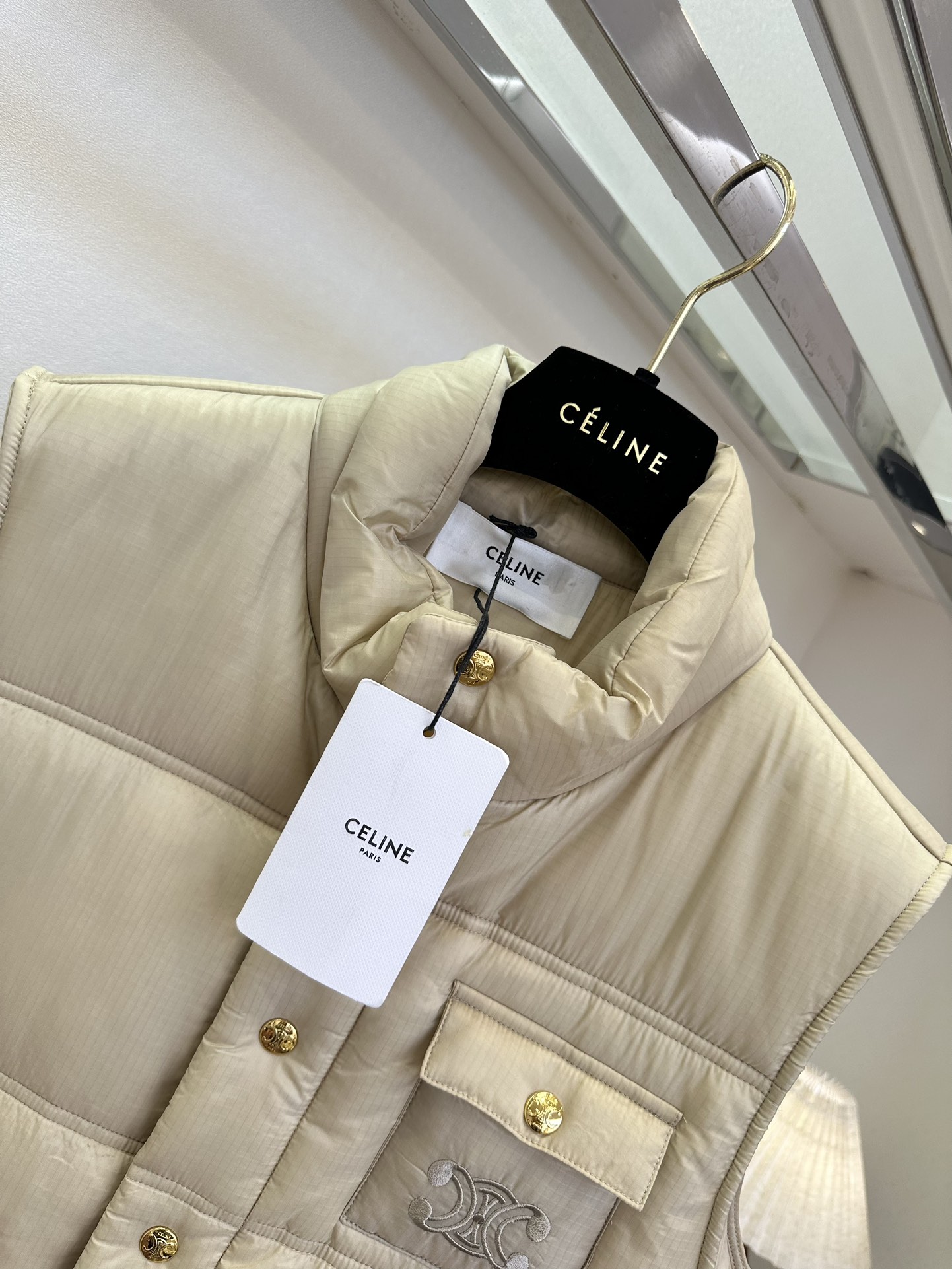Stylish Military Green Down Vest for Women | Lightweight & Warm 9 i1761315060 5106 7