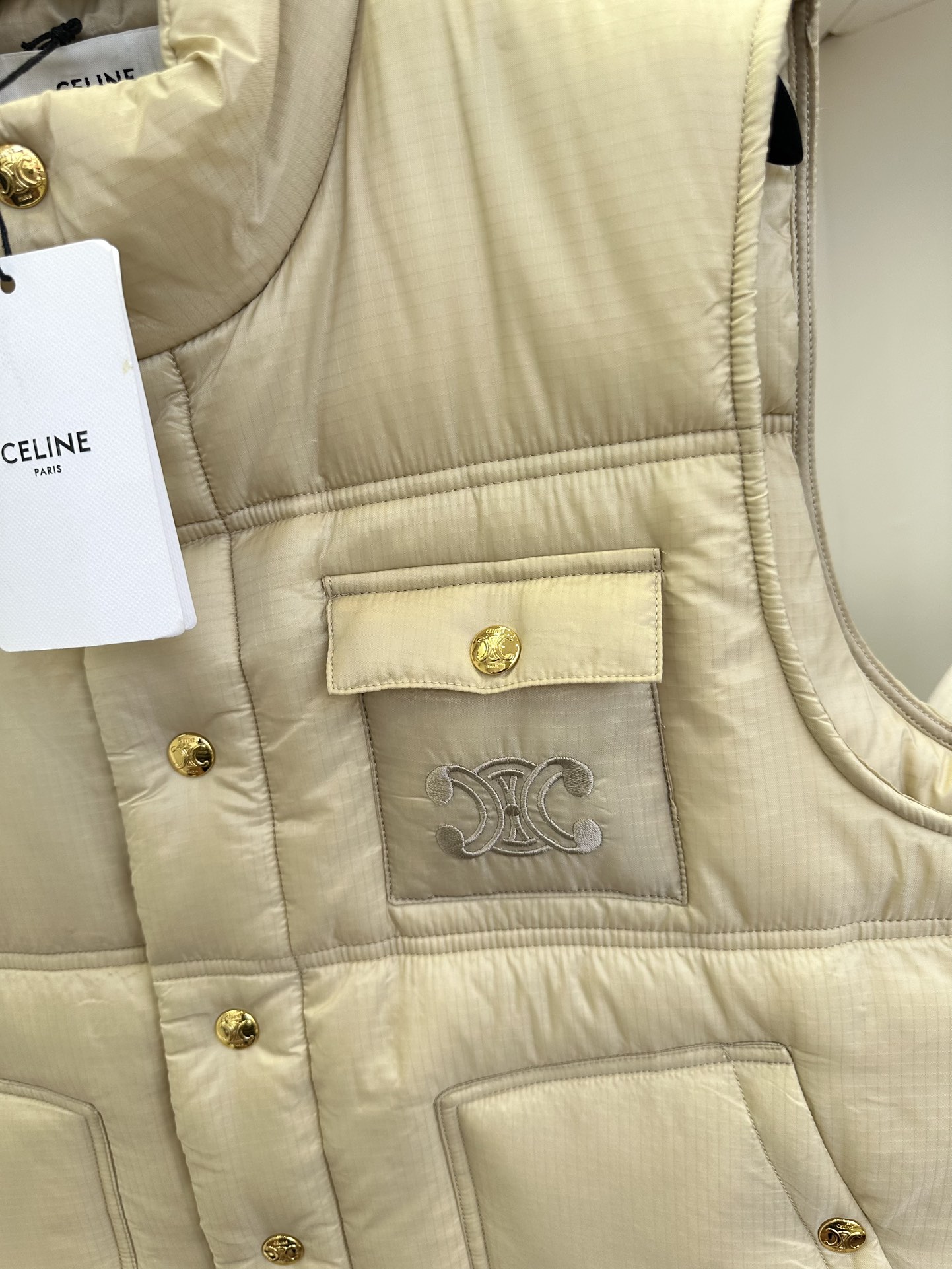 Stylish Military Green Down Vest for Women | Lightweight & Warm 10 i1761315060 8605 8