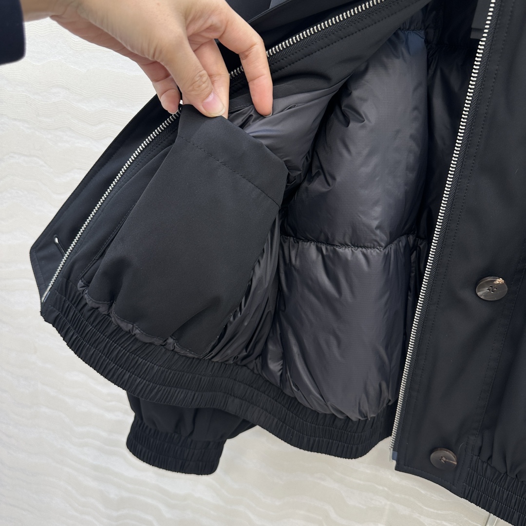 独家首发❤️品质控必入！Row风高智感穿搭！老干部立领夹克羽绒服！进口日本三醋酸记忆丝面料，充绒量48g